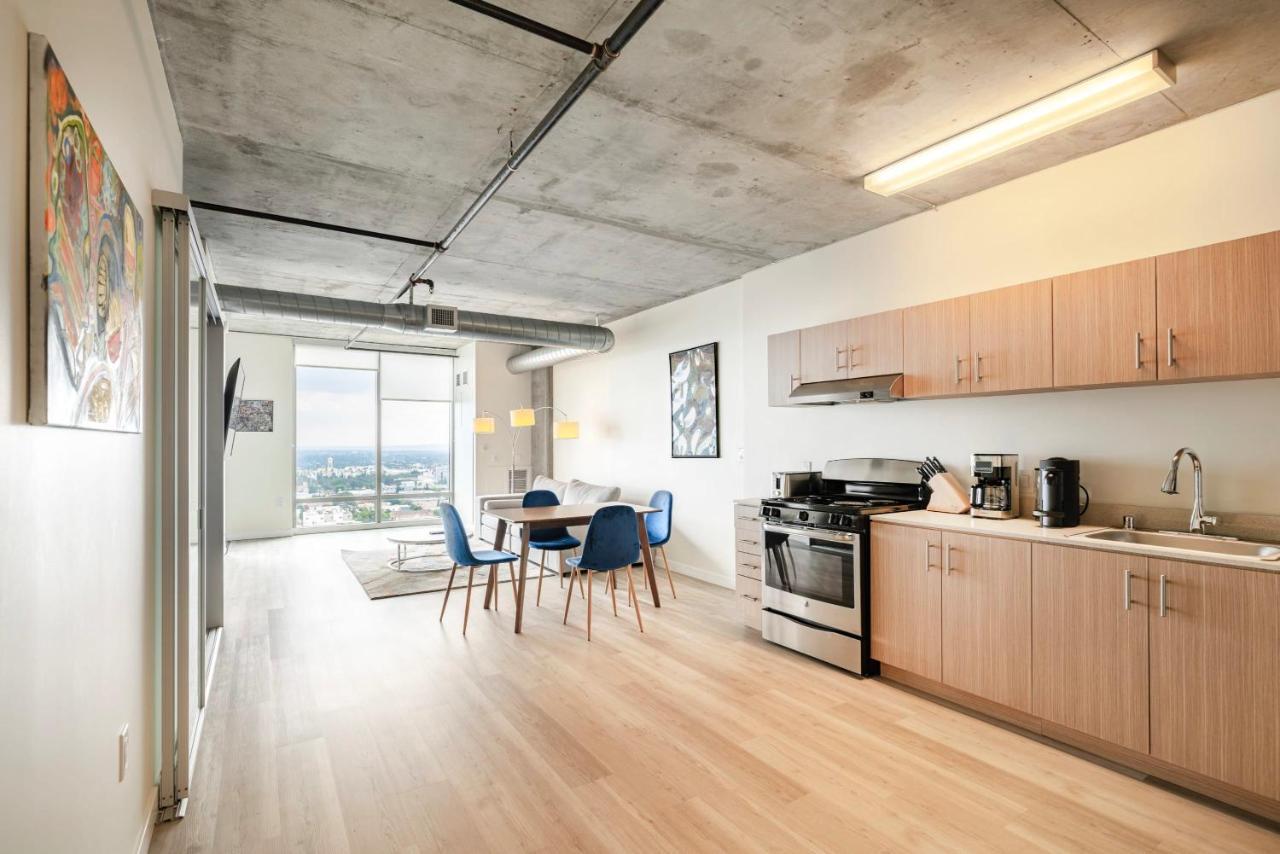 New 2br Upscale Hollywood Los Angeles