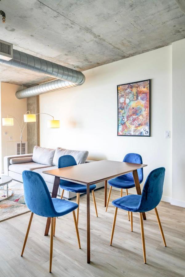 New 2br Upscale Hollywood