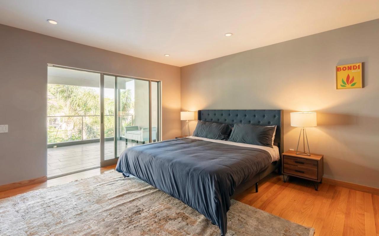 6mil 5br Sunset Strip Jetliner Views Oasis Holiday home