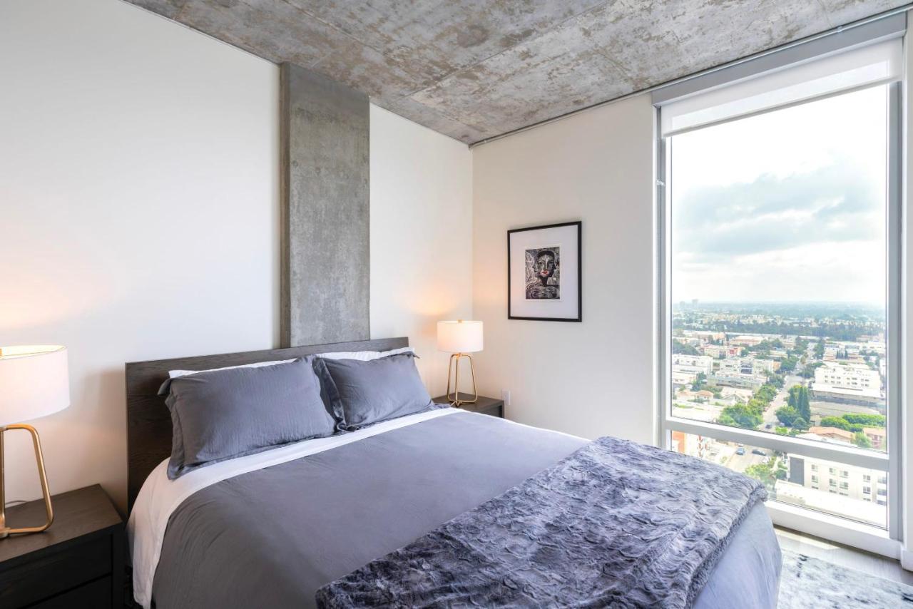 New 2br Upscale Hollywood * Los Angeles