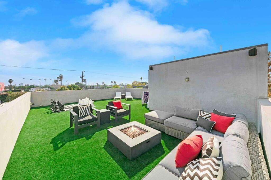 Hollywood Hills 5 Bedroom Villa, Pool, Rooftop, Parking Los Angeles
