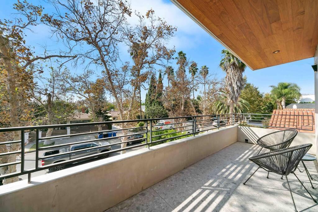 Hollywood Hills 5 Bedroom Villa, Pool, Rooftop, Parking Los Angeles