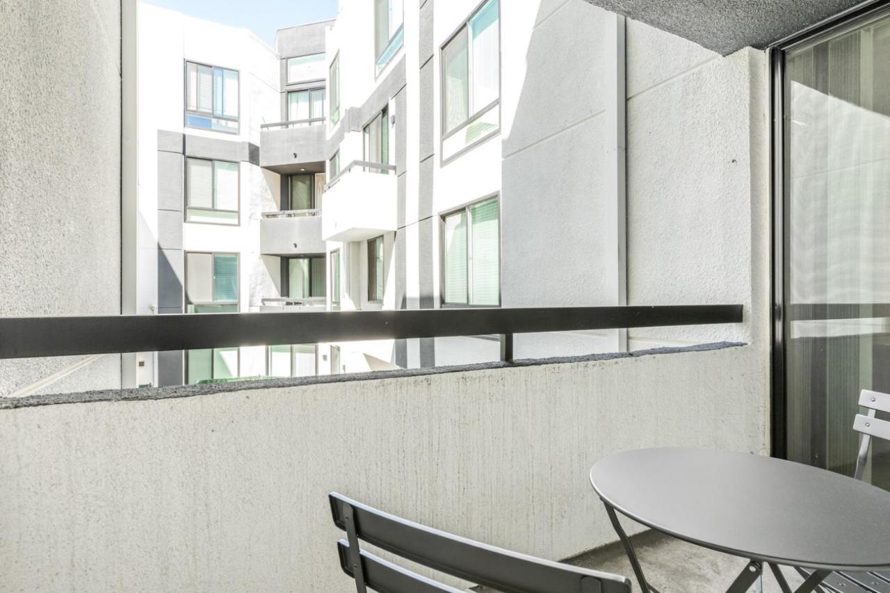 Hollywood 2br W Gym Pool Lounge Nr The 101 Lax-730