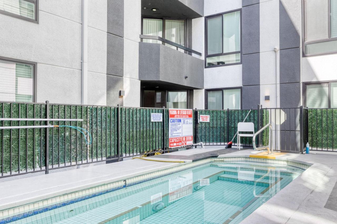 Hollywood 2br W Gym Pool Lounge Nr The 101 Lax-730 Apartment *