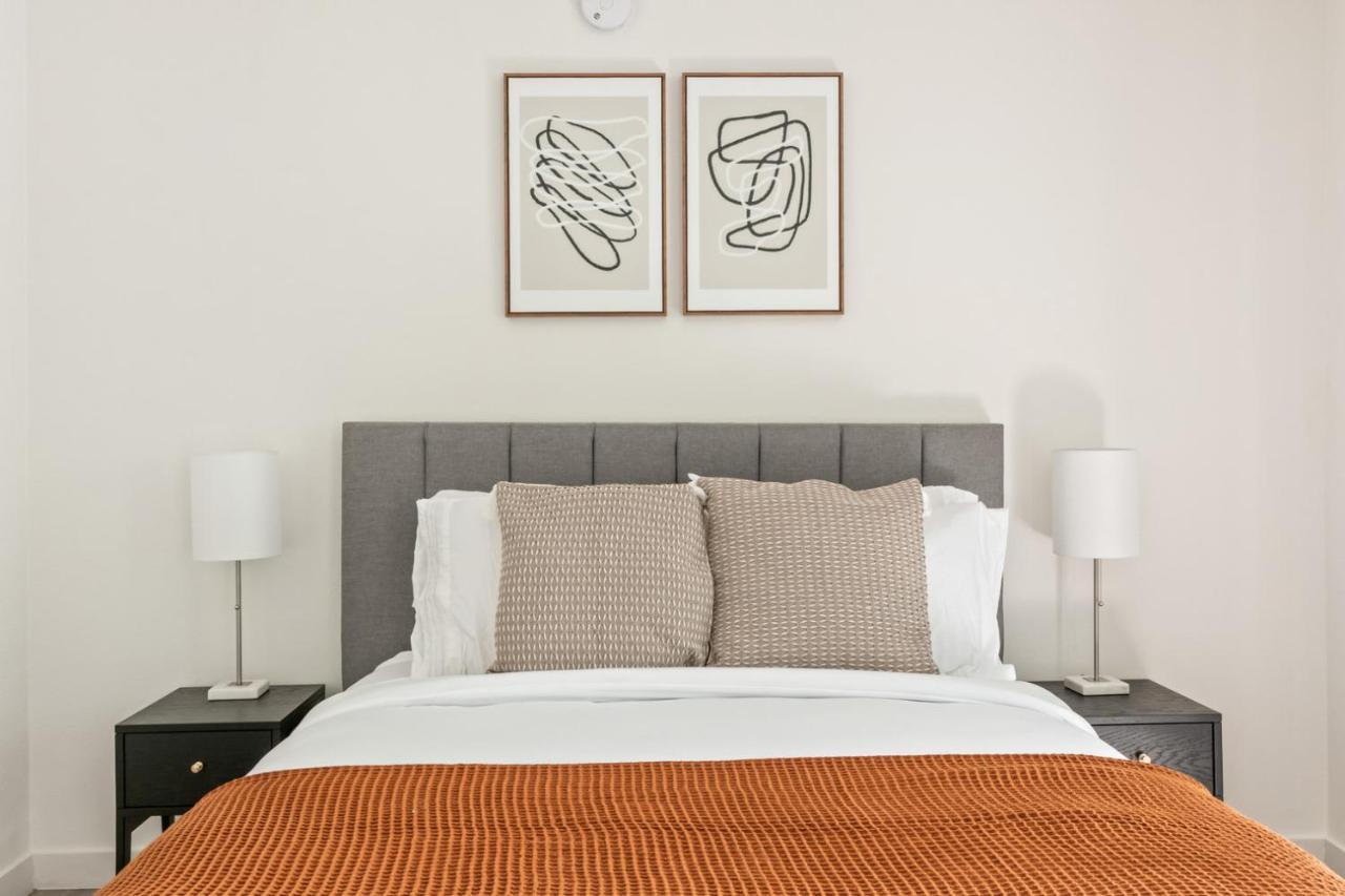 Hollywood 2br W Gym Pool Lounge Nr The 101 Lax-730