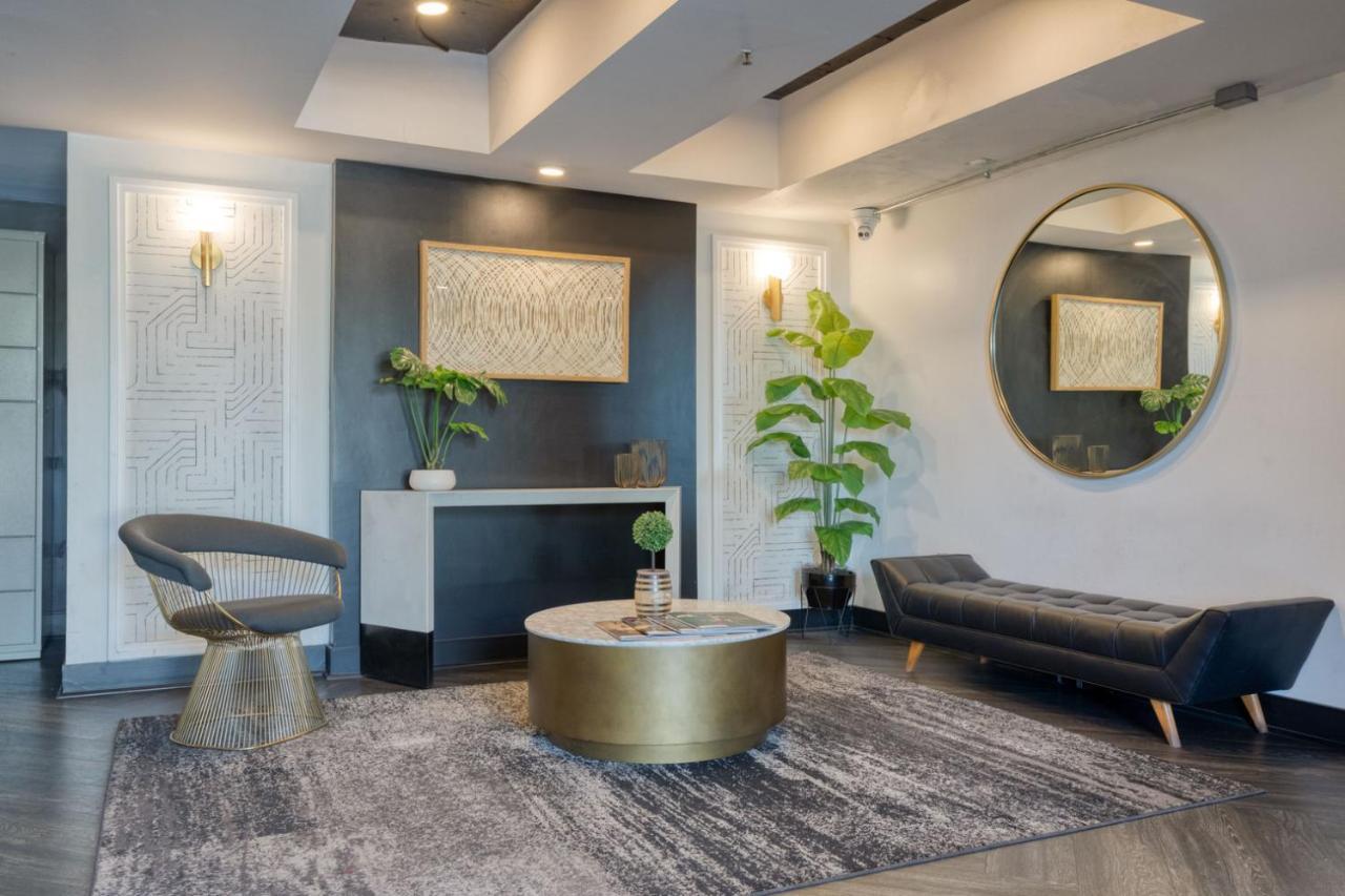 Hollywood 2br W Gym Pool Lounge Nr The 101 Lax-730 *