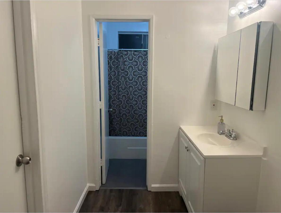 Private 1br In Hollywood Los Angeles
