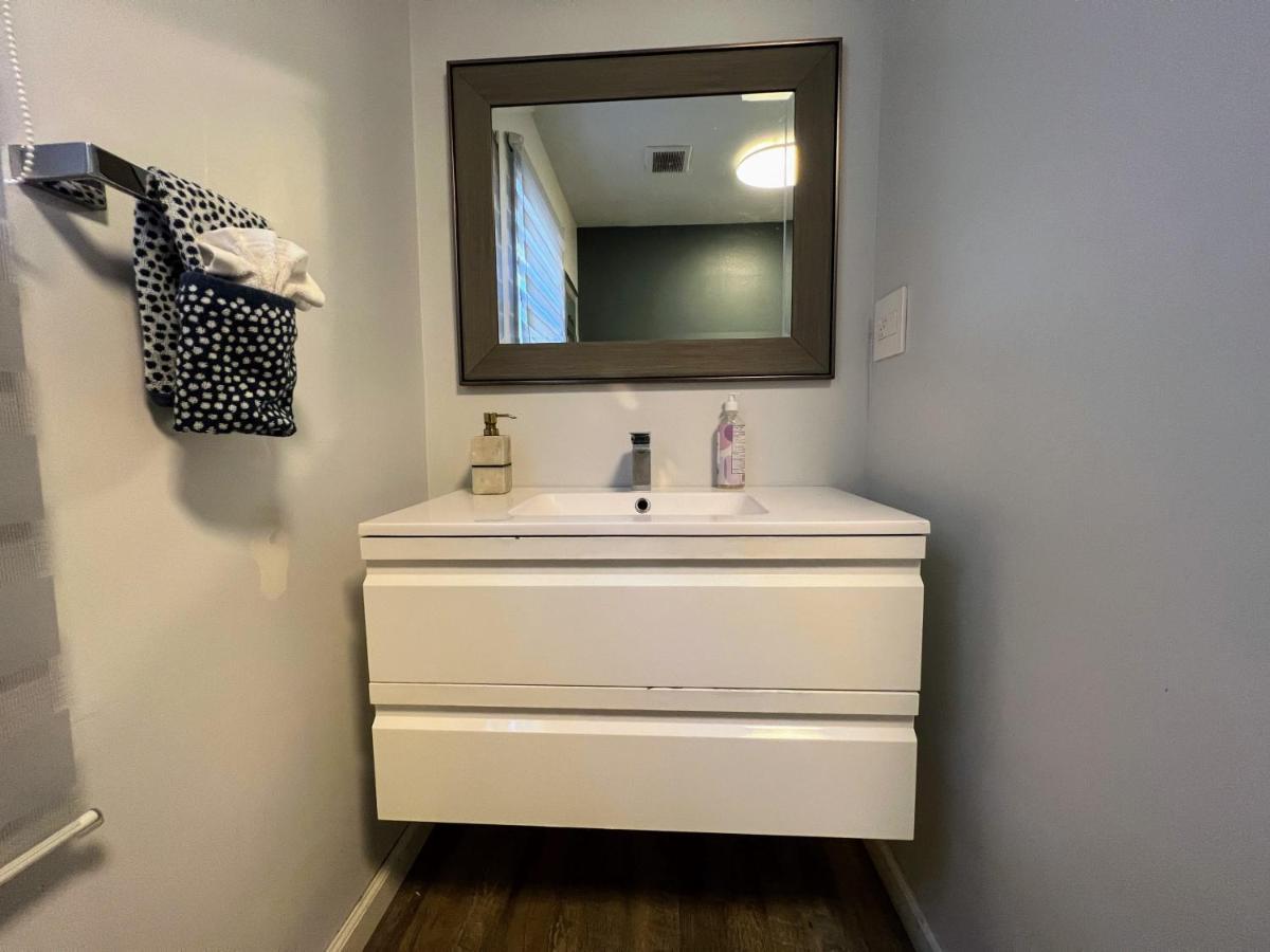 Holiday home Secluded 2br 2ba Unit Near & Dtla