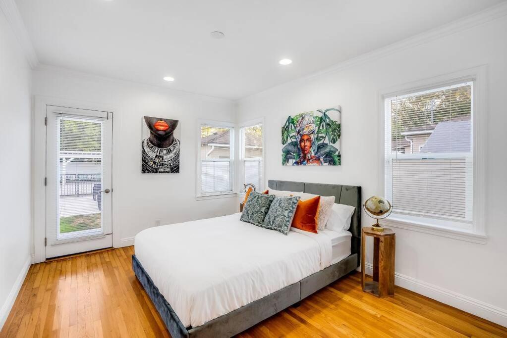 Villa Prime Location! House W/pool 7 Mins To Universal, 10 Mins To Hollywood Los Angeles