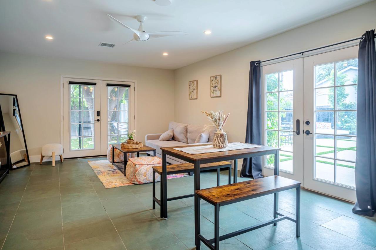 Serene 1 Bed With Patio Sleeps 6 Holiday home