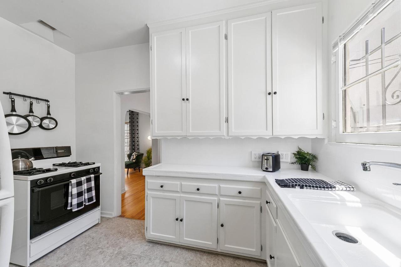 Aparthotel Beverly Hills Stylish & 1 Bedroom + Parking