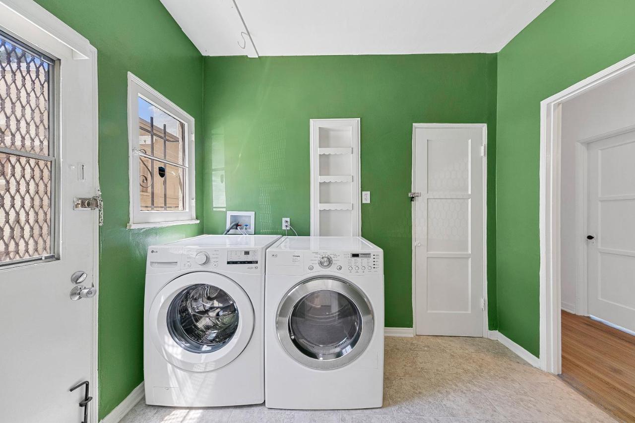 Beverly Hills Stylish & 1 Bedroom + Parking Aparthotel