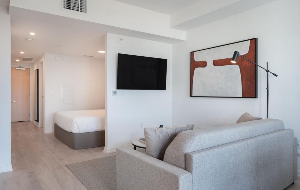 Level Hollywood Hotel 5*