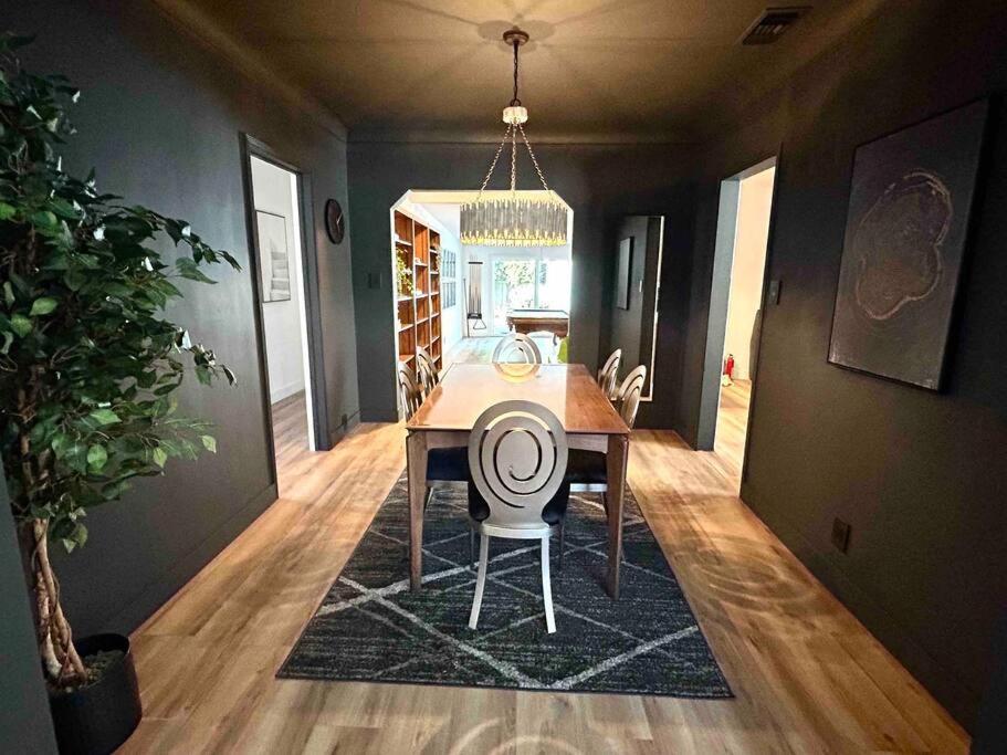 Spacious 4br In Angeles Holiday home *