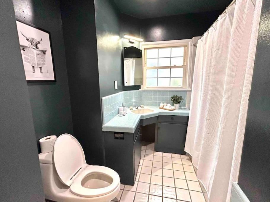 Spacious 4br In Angeles Holiday home Los Angeles