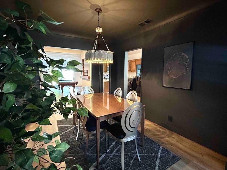Spacious 4br In Angeles Los Angeles