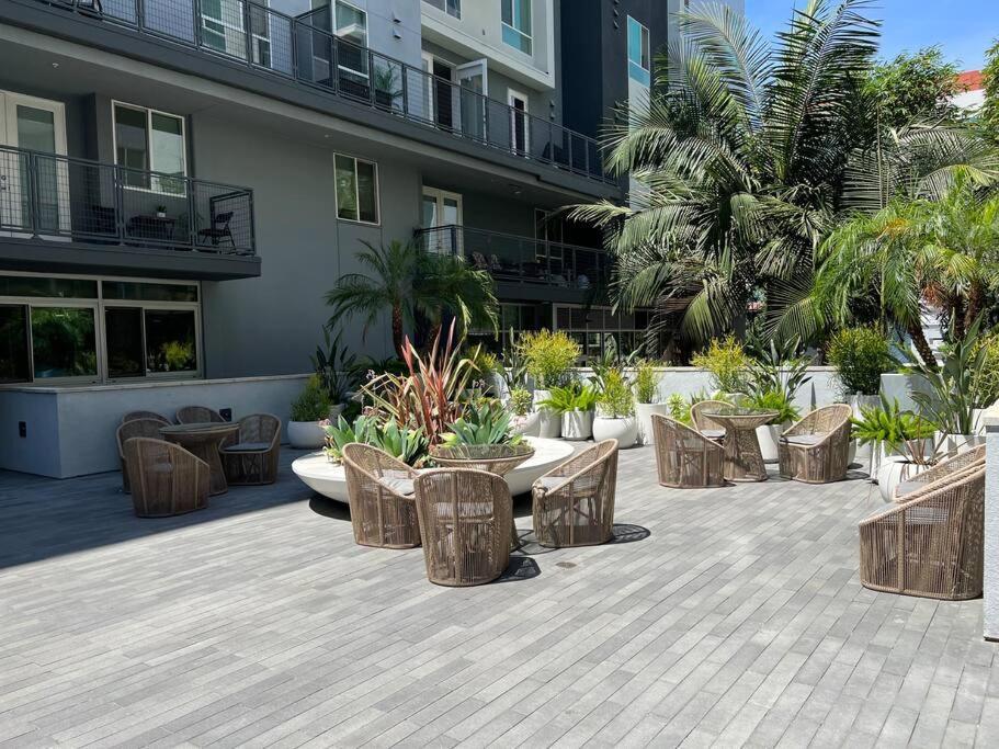 Apartment Downtown Penthouse W Luxury Gym-pool-near Universal Hollywood