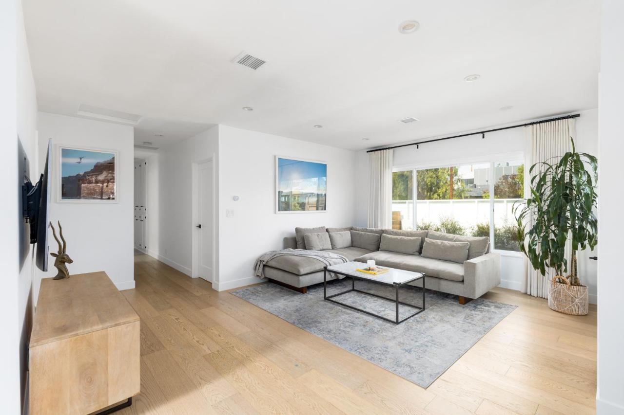Beautiful 3 Bedroom In Mar Vista Acomodação com café da manhã 