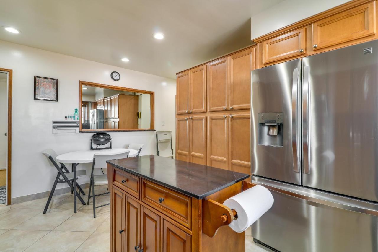 North Hills Oasis With Private Pool, Near Golfing