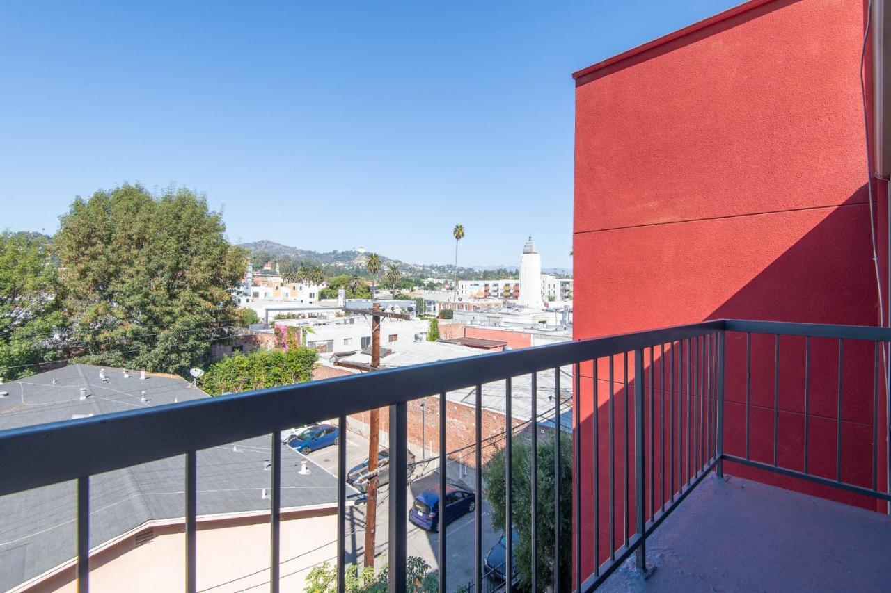 Apartment Luxury One Bedroom Free Parking&pool