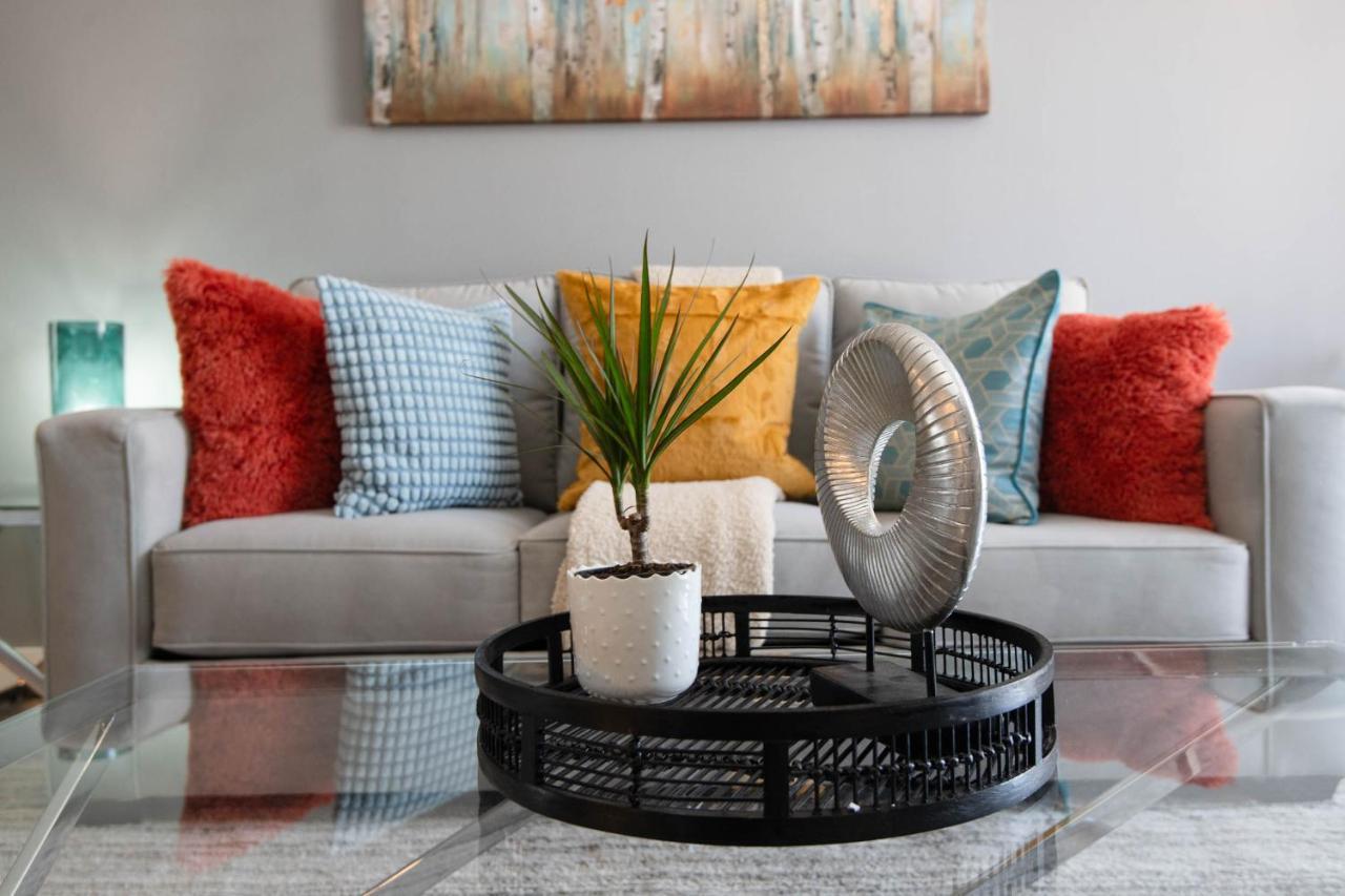 Luxury One Bedroom Free Parking&pool Apartment Los Angeles