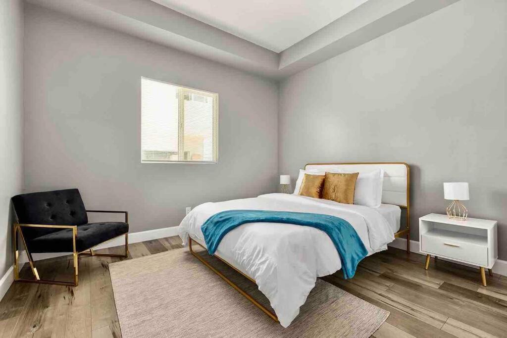 New Luxury Townhome Sleeps 9 Near Usc/dtla/expo Apartamento *