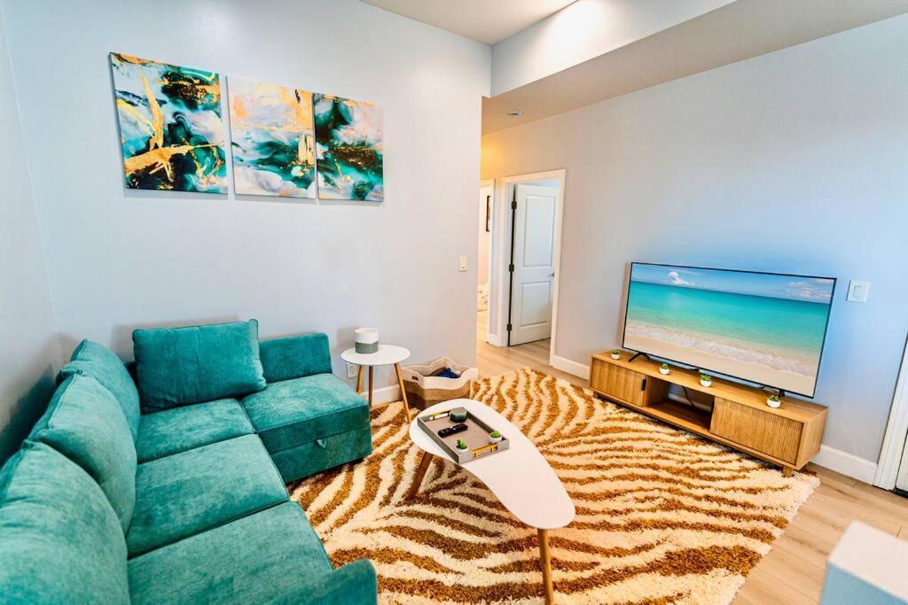 Stunning Mid-city New - Modern & Luxe Living! * Los Angeles