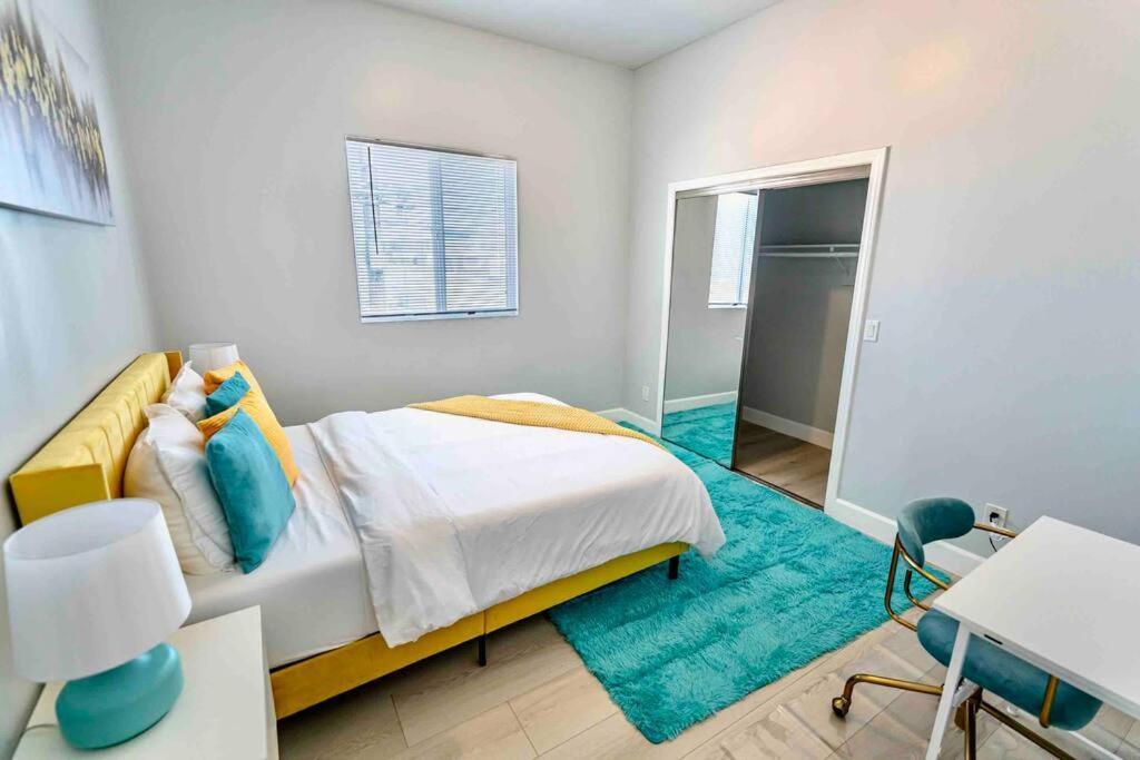 Stunning Mid-city New - Modern & Luxe Living! Apartment Los Angeles