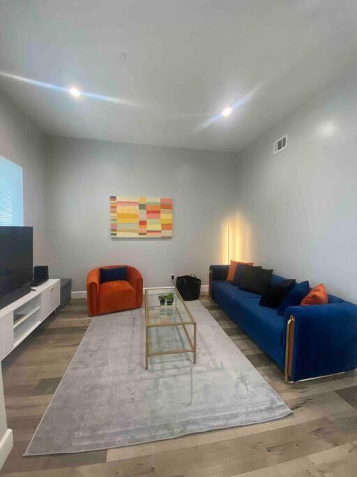 New Luxury Townhome Sleeps 9 Near Usc/dtla/expo Apartamento