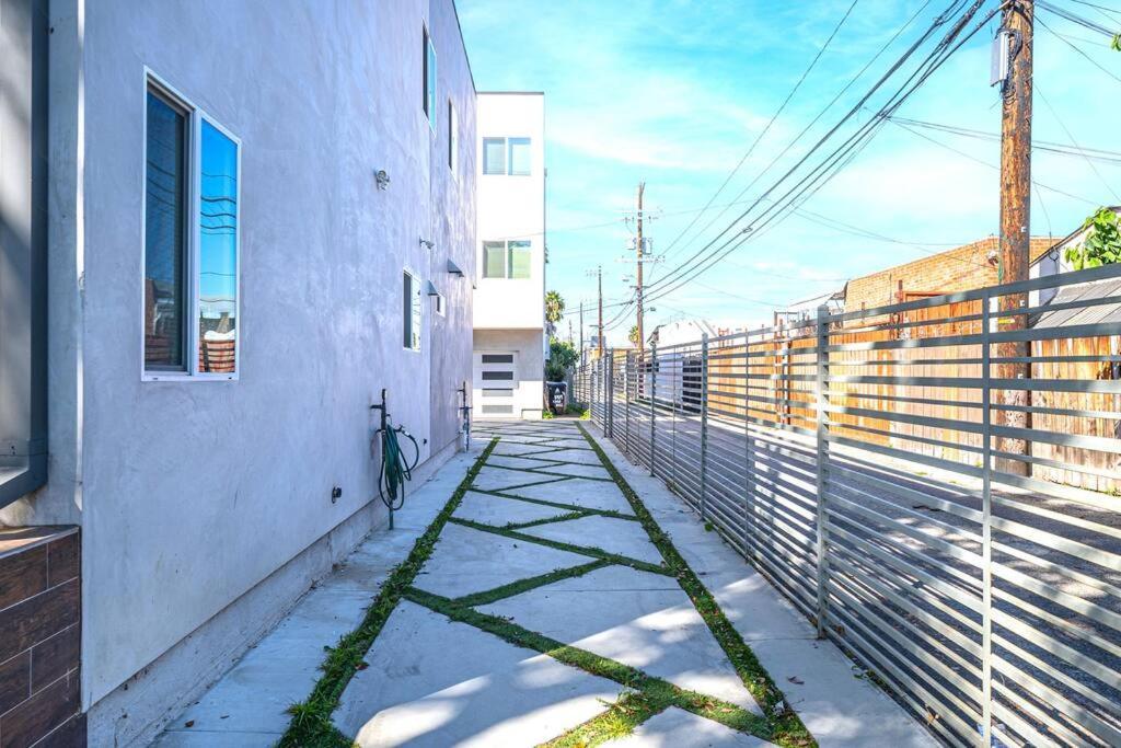 Stunning Mid-city New - Modern & Luxe Living! Apartment *