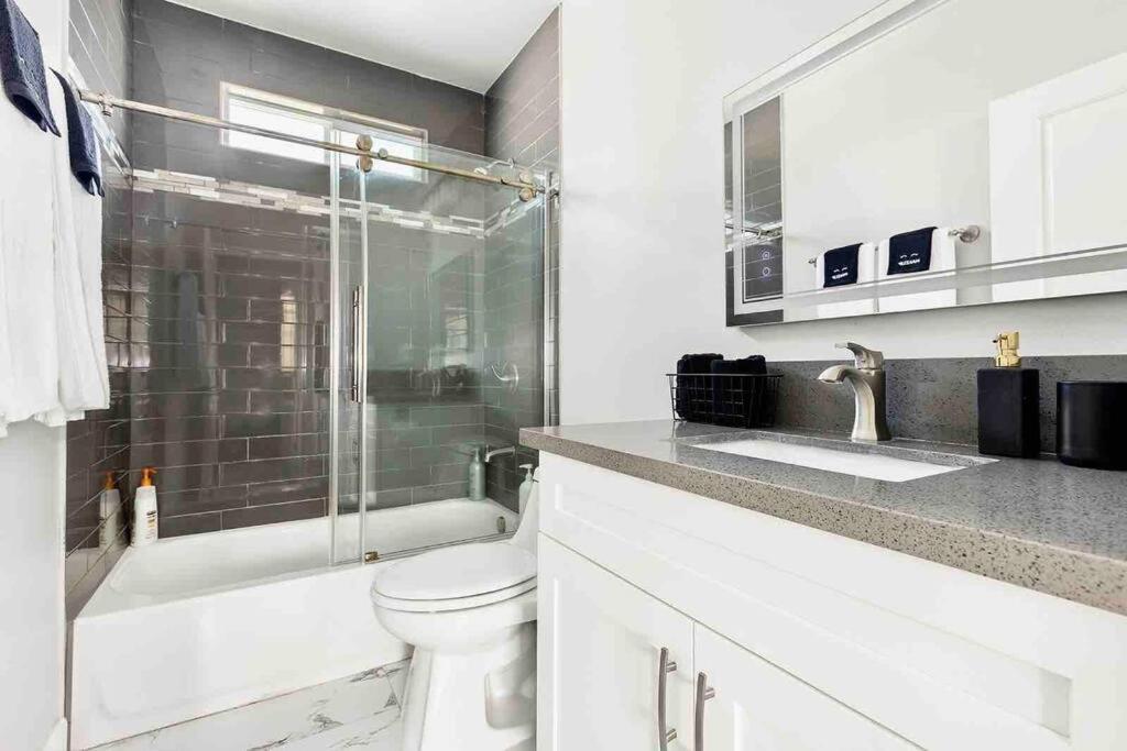 New Luxury Townhome Sleeps 9 Near Usc/dtla/expo Apartamento *