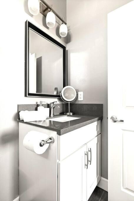 Apartamento Fun Mid-city New Sleeps 10 Near Usc/dtla/expo Los Angeles