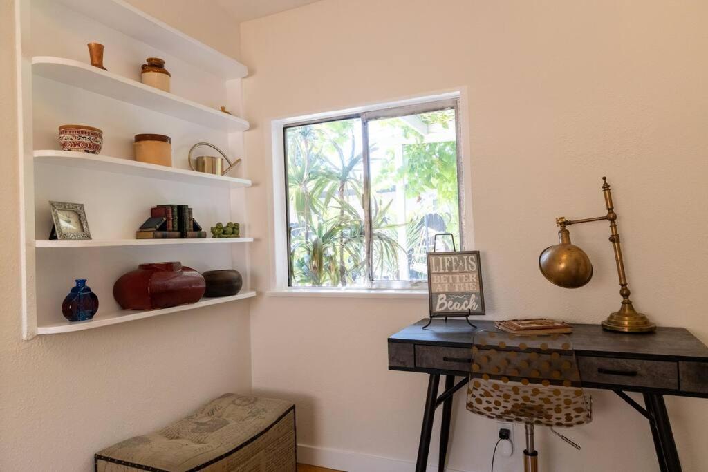 La - Newly Designed 4br With Pool & By Topanga * Los Angeles