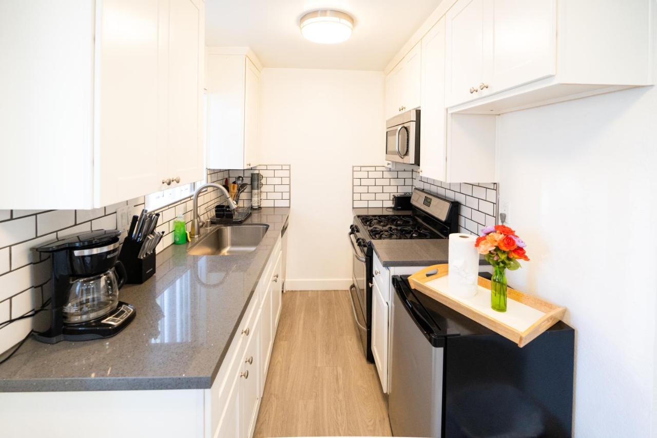 Cozy Small 2 Bedroom In Koreatown/hollywood Apartment