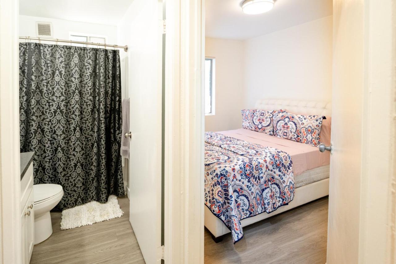 Apartment Cozy Small 2 Bedroom In Koreatown/hollywood Los Angeles