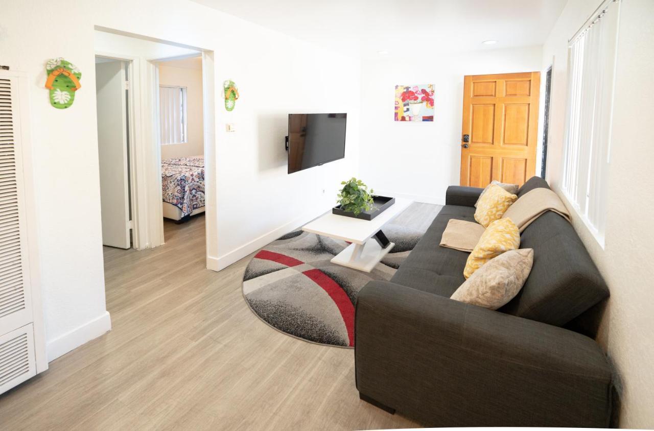 Apartment Cozy Small 2 Bedroom In Koreatown/hollywood