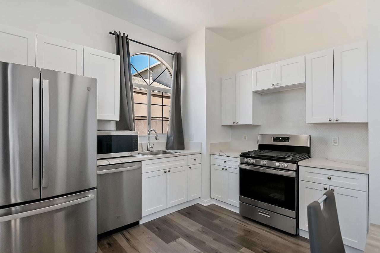 Large 4bed 3bath Near Universal Burbank Airport Hollywood In Angeles Apartment