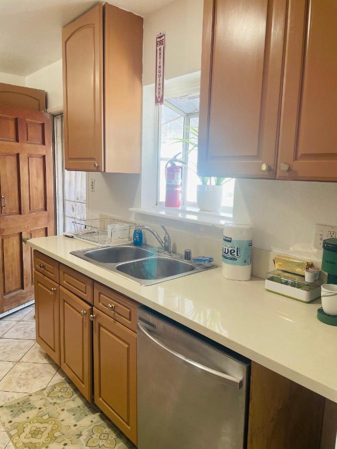 Fairview Single Family Beautiful House * Los Angeles