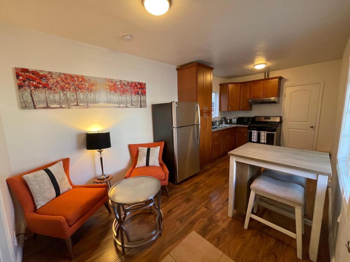 Your Away From In Beautiful Santa Monica Holiday home