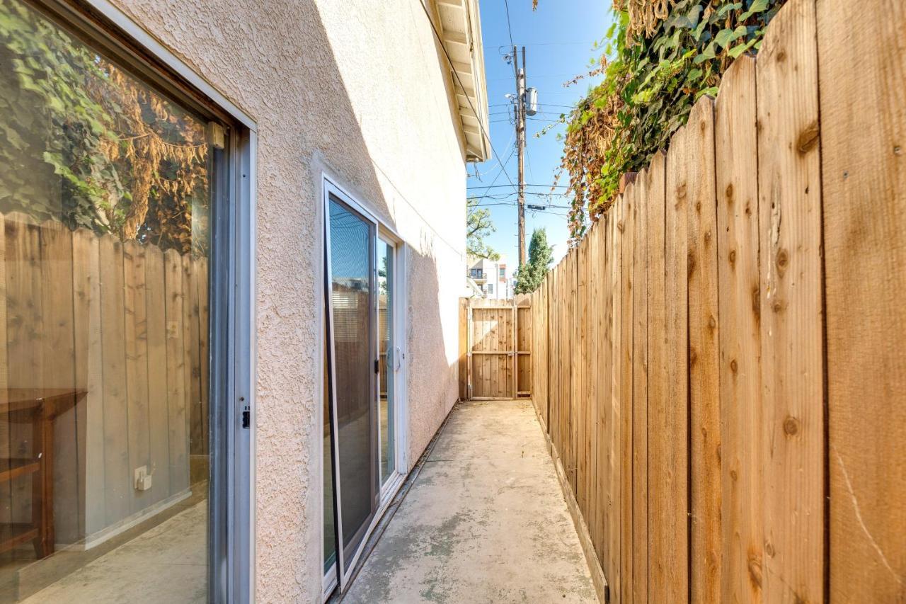 North Hollywood About 3 Mi To Universal Studios! Holiday home *
