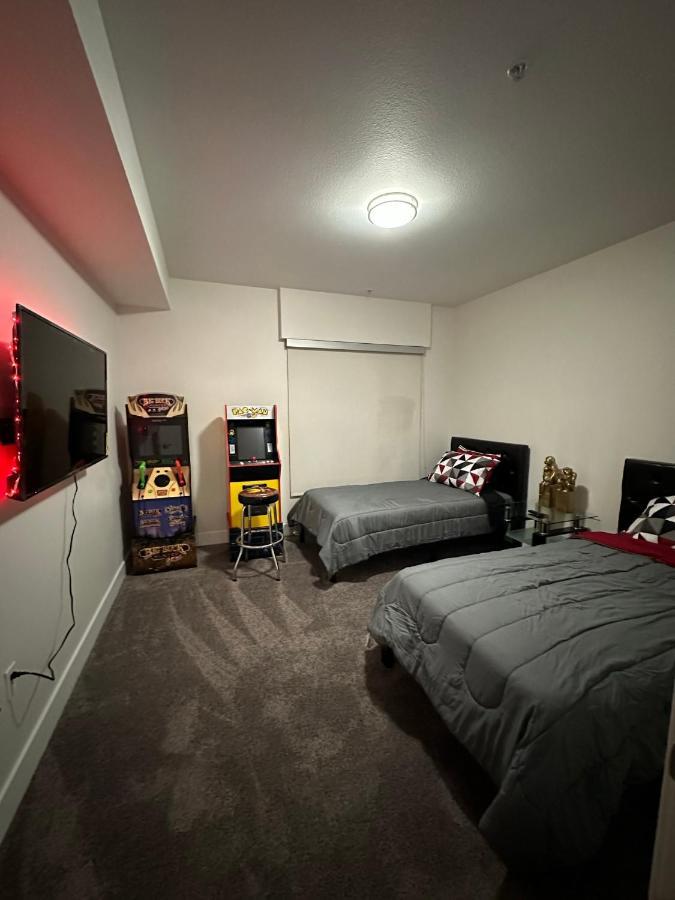 Hollywood House Apartment