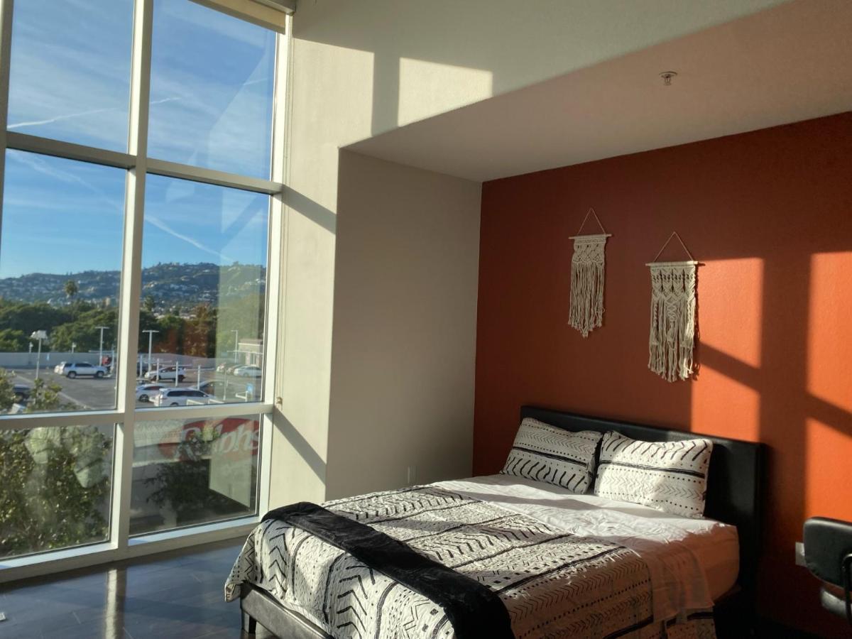 Spacious And Stylish Unit Apartamento