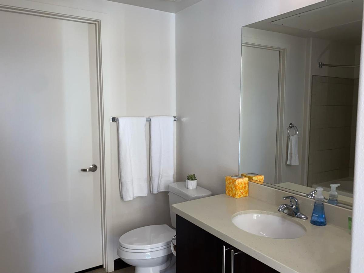 Spacious And Stylish Unit * Los Angeles
