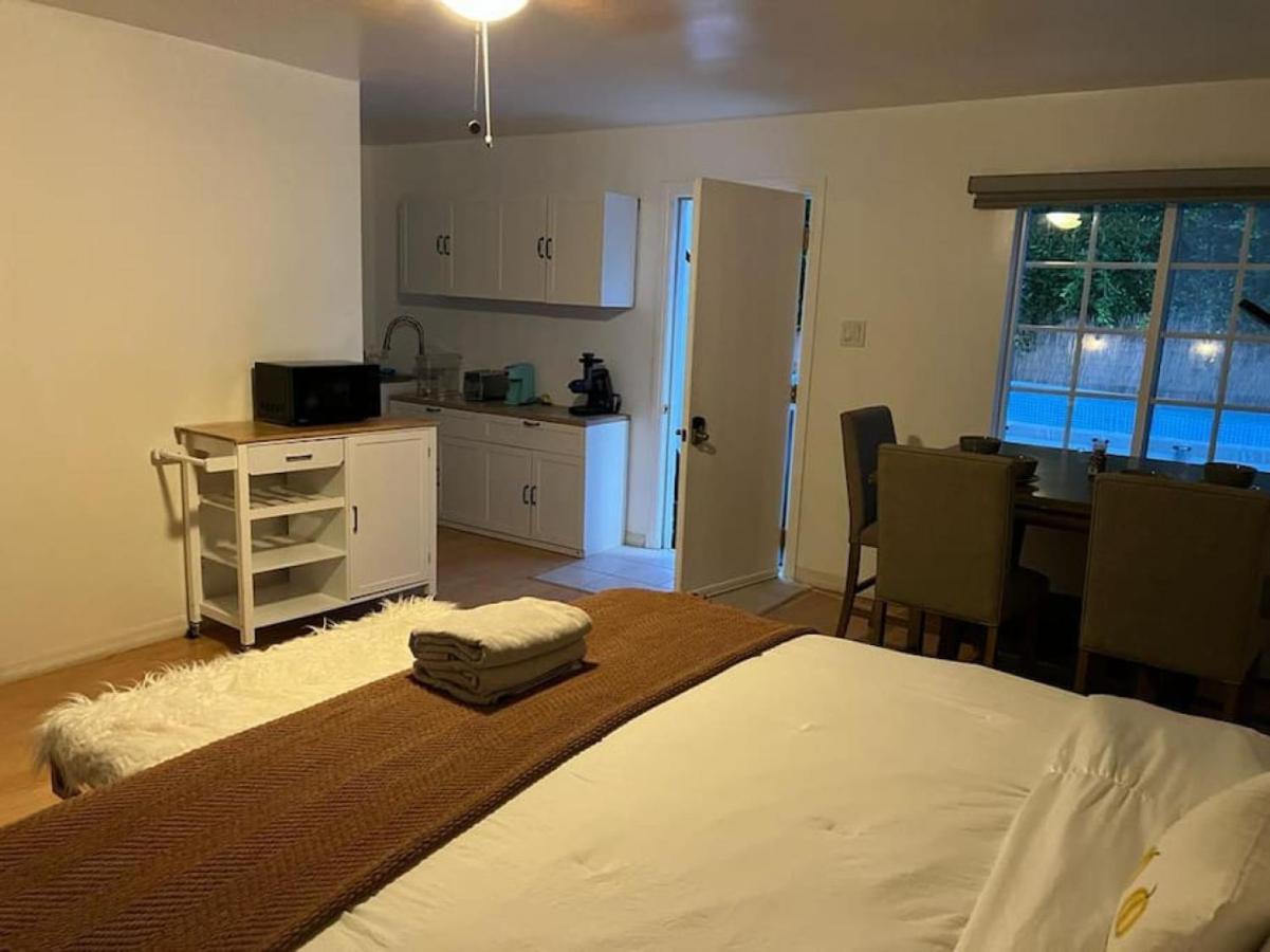 Holiday home Melrose 4 Bd W Pool Jacuzzi Bbq Los Angeles