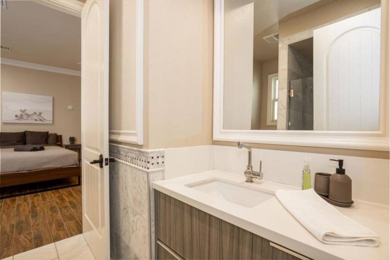 Luxurious 6br 5 Bath Near Crypto Arena Dtla Apartment Los Angeles
