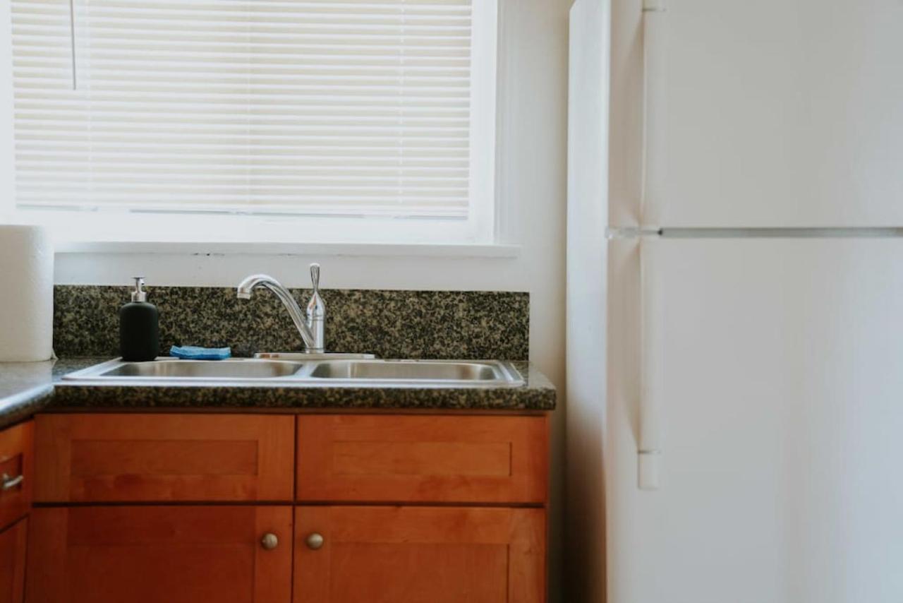 Apartment Comfortable 2br Unit In The Heart Of K-town