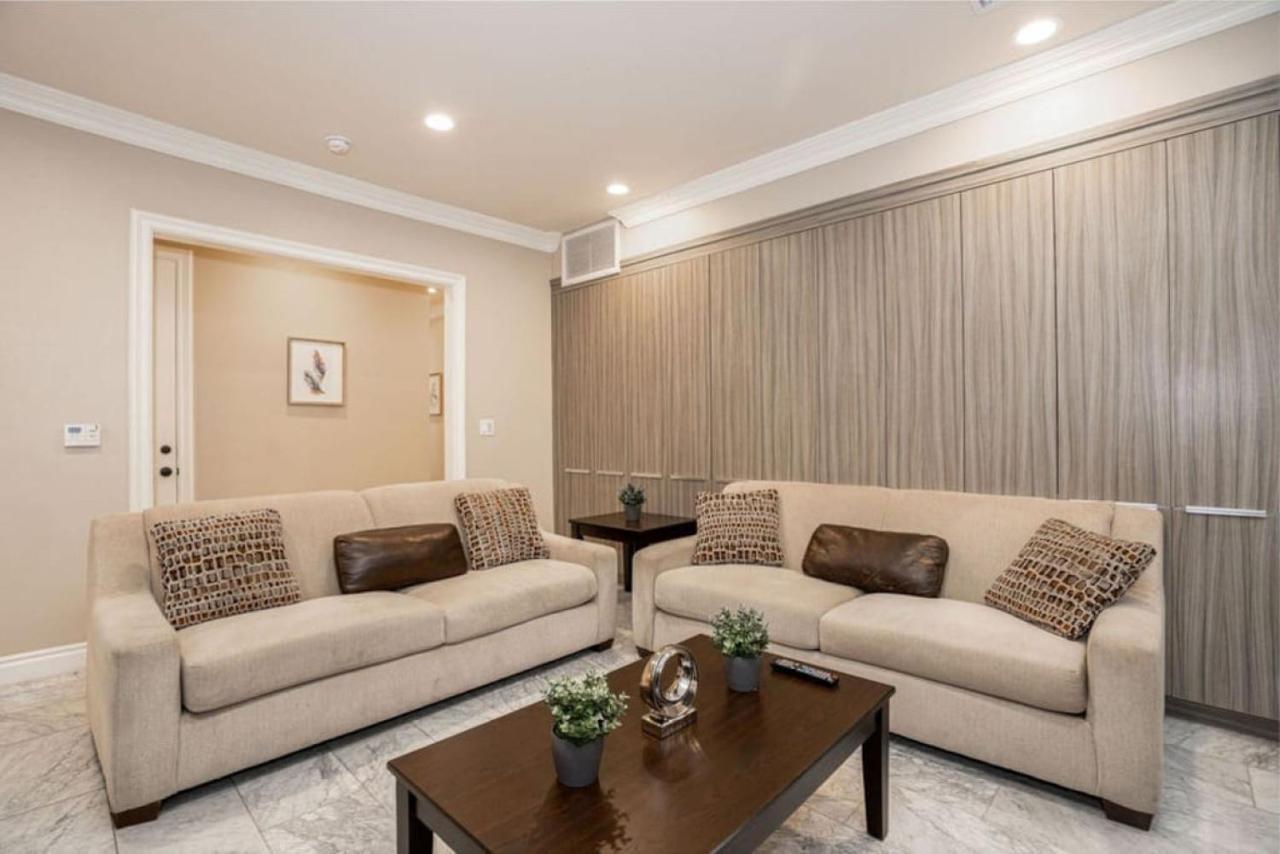 Luxurious 6br 5 Bath Near Crypto Arena Dtla Los Angeles