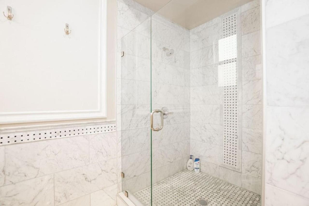 Luxurious 6br 5 Bath Near Crypto Arena Dtla Los Angeles