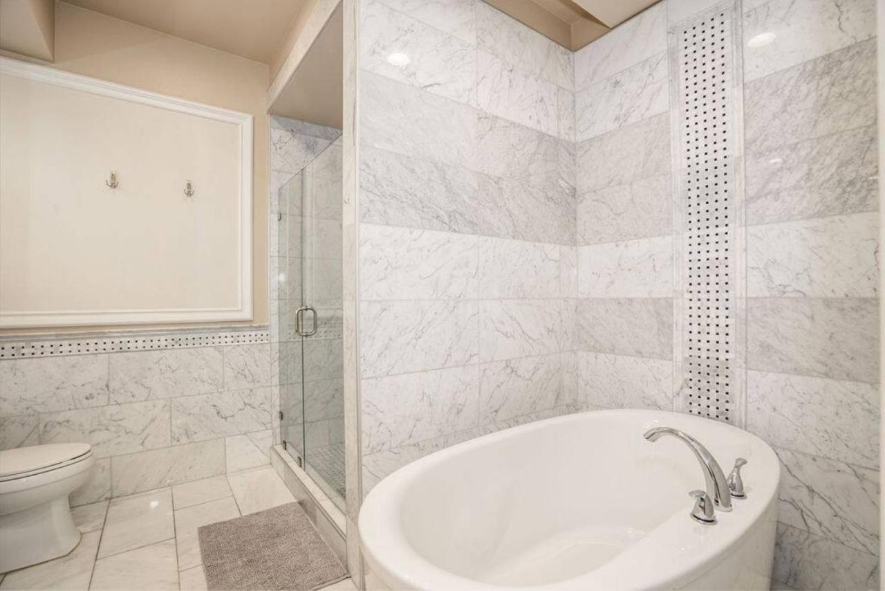 Luxurious 6br 5 Bath Near Crypto Arena Dtla Apartment *