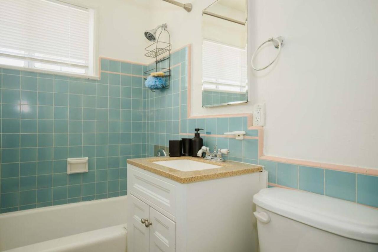 Stylish And Modern 2br Unit In The Heart Of K-town
